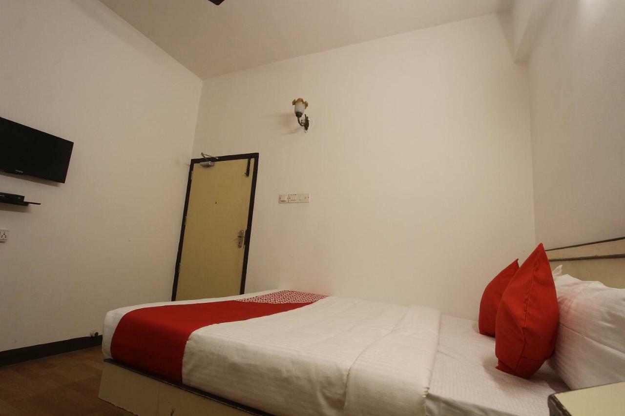 טירופור Oyo Flagship 40509 Hotel Mps Residential Tower מראה חיצוני תמונה